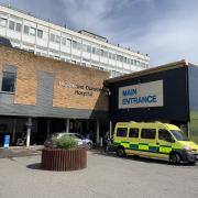 large_luton_dunstable_hospital_image1_2_1.jpeg